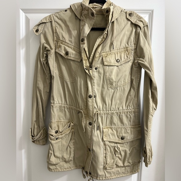 Aritzia Talula Beige Trooper Utility Jacket - Picture 3 of 8